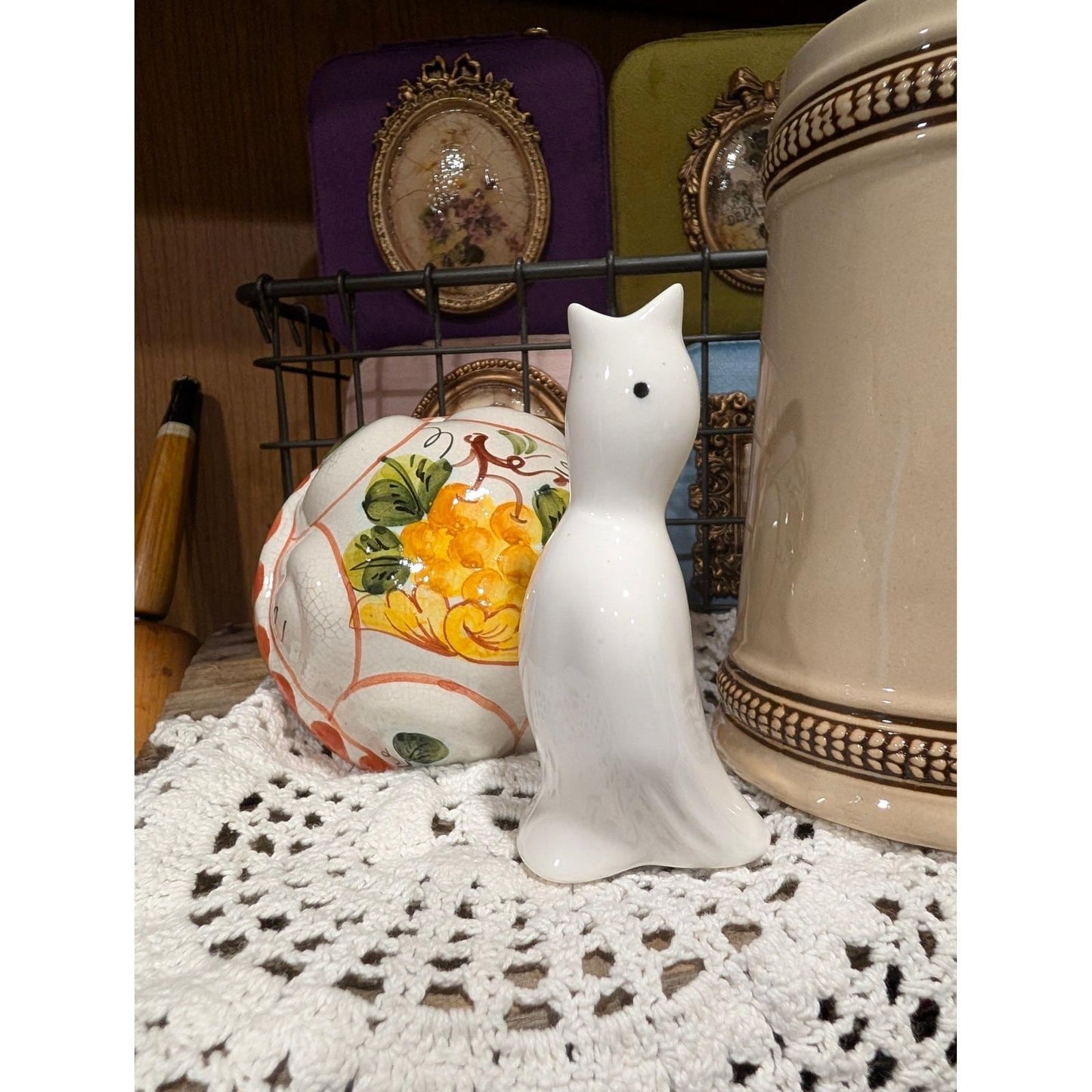 White Baking Pie Bird, Porcelain - Best Seller!