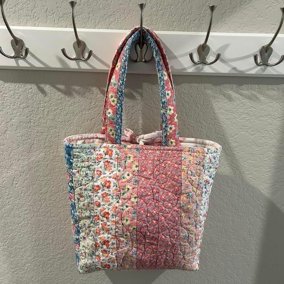 Upcycled Vintage Feed Sack Dresden Plate Tote Bag Purse