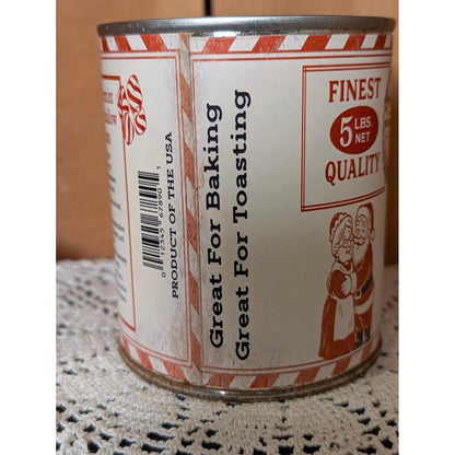 Christmas CAMPFIRE Peppermint MARSHMALLOWS Rusty Vintage Inspired Pint Tin