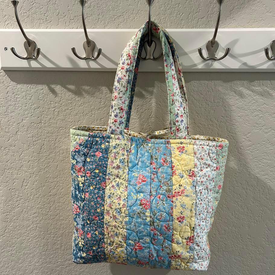 Modern Dresden Quilted Design Plate Shoulder Tote Bag Purse - Gorgeous!
