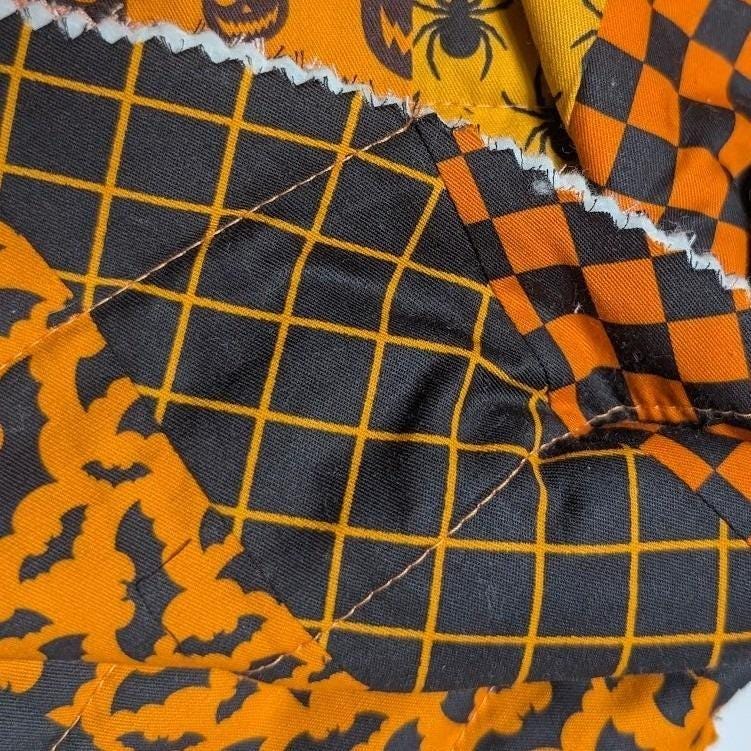 Large Quilted HALLOWEEN Front Door Bow No. 2 - Vintage Inspired